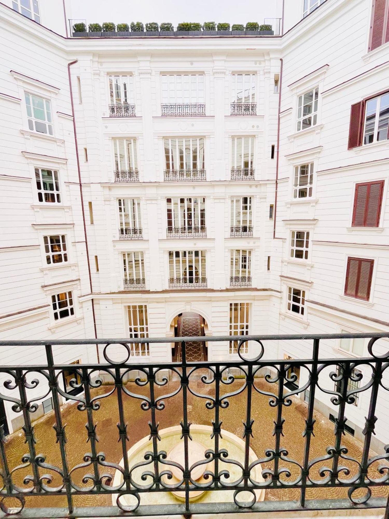 Piazza Amore Napoli Luxury Apartment Nel Cuore Di Napoli Dış mekan fotoğraf
